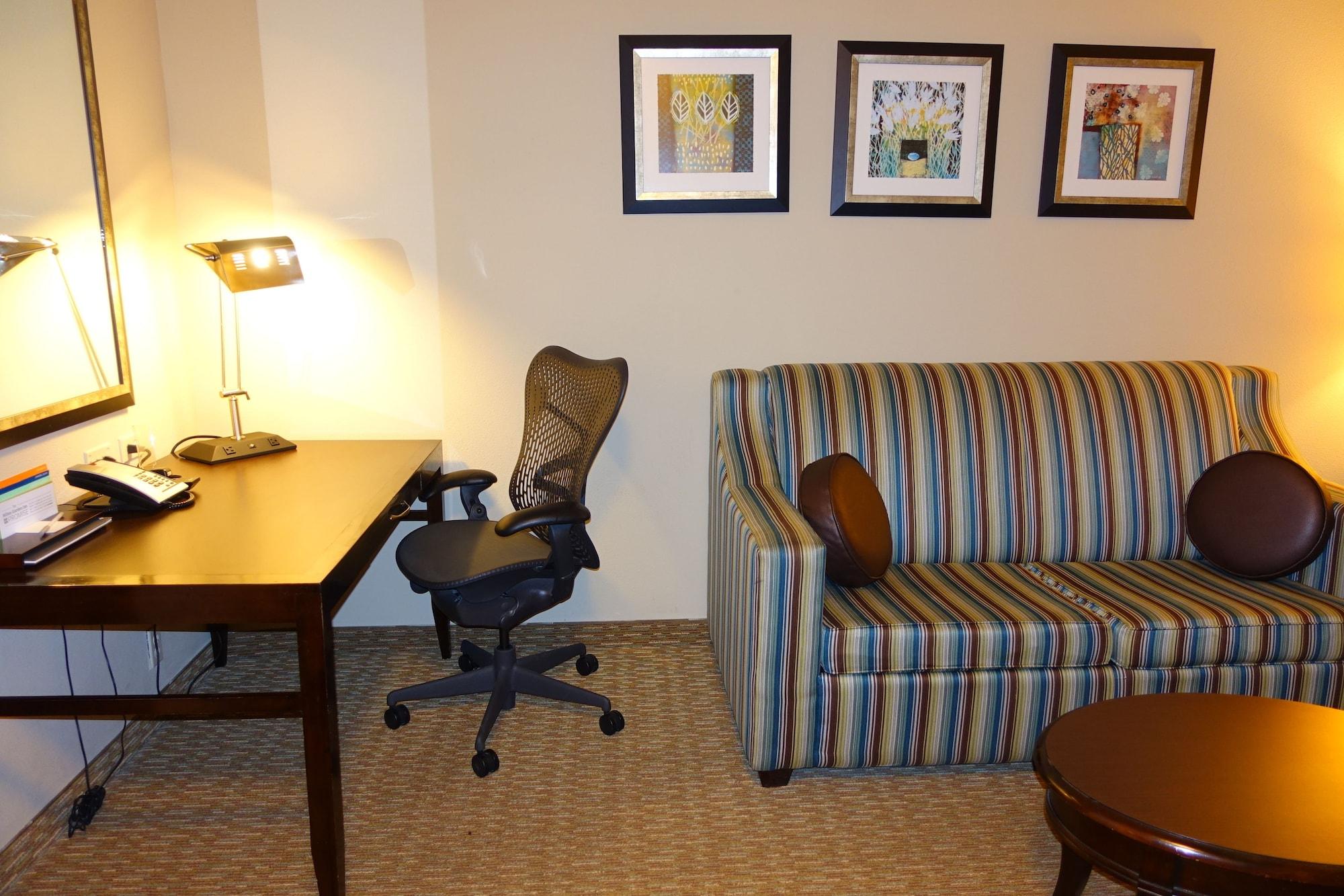 Hilton Garden Inn Houston-Пърланд Екстериор снимка